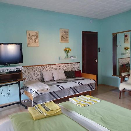 Pereszlényi Vendégház Visegrád Extérieur photo