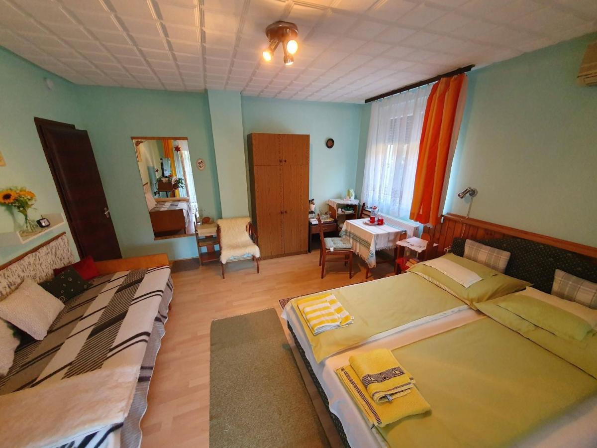 Pereszlényi Vendégház Visegrád Extérieur photo
